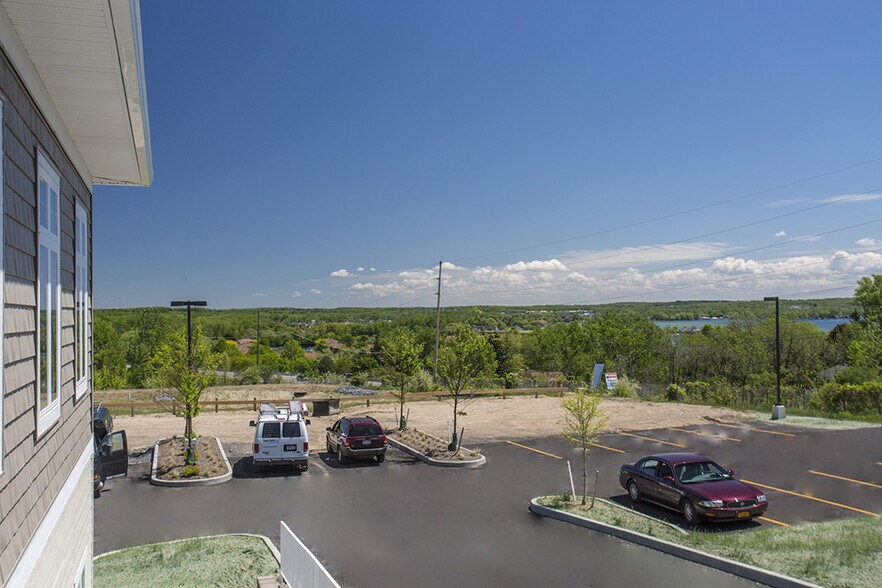 More Photos Of 195 Parrish St, Canandaigua Medical For Lease