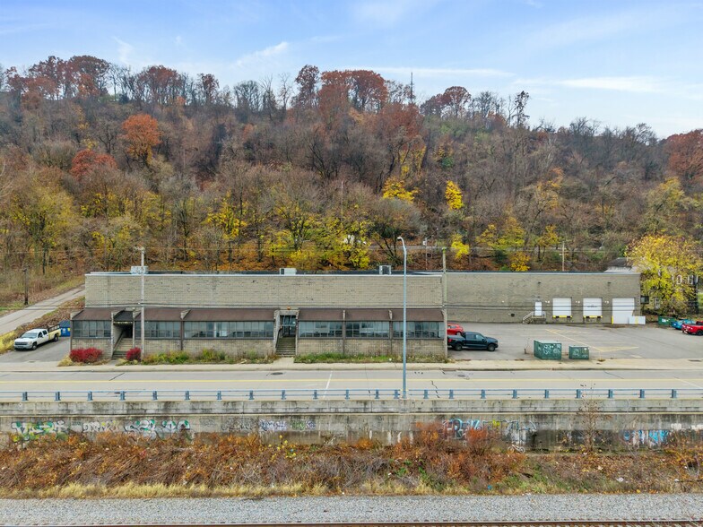More Photos Of 2707 W Carson St, Pittsburgh Warehouse For Sale