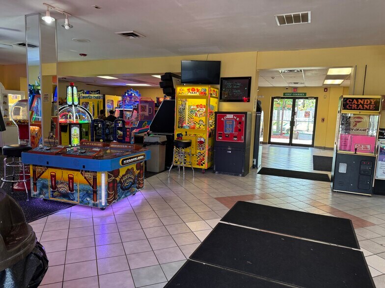 More Photos Of 2400 Sheridan Dr, Tonawanda Amusement Park For Sale