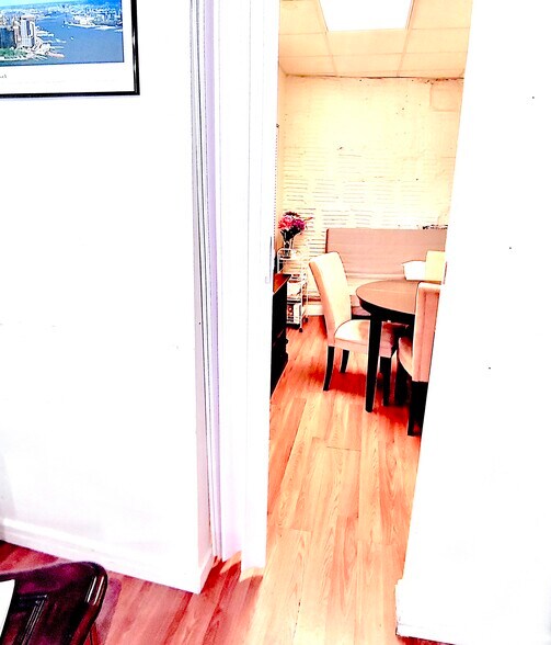 More Photos Of 304 Newark Ave, Jersey City Storefront Retail Office For Lease