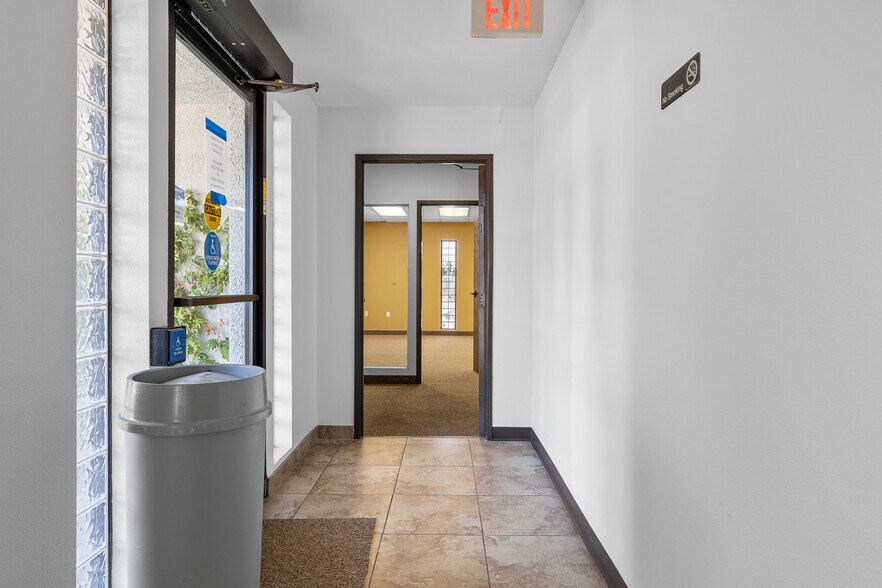 More Photos Of 82632 Highway 111, Indio Office For Sale