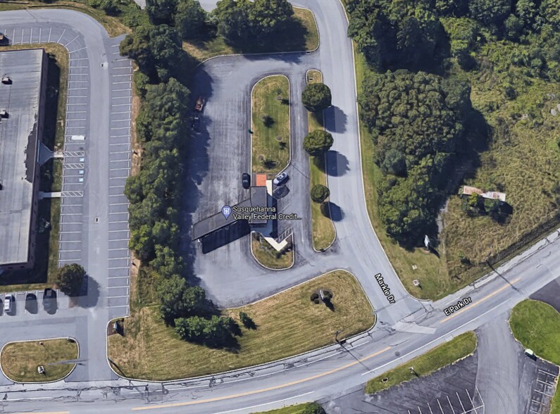 More Photos Of 339 E Park Dr, Harrisburg Bank For Lease