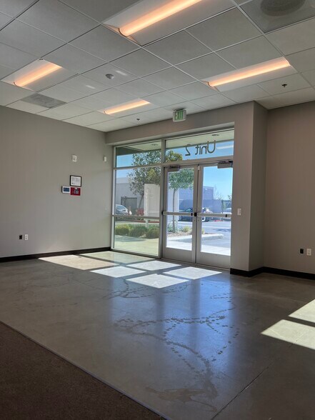 More Photos Of 3412 De Forest Cir, Jurupa Valley Warehouse For Lease