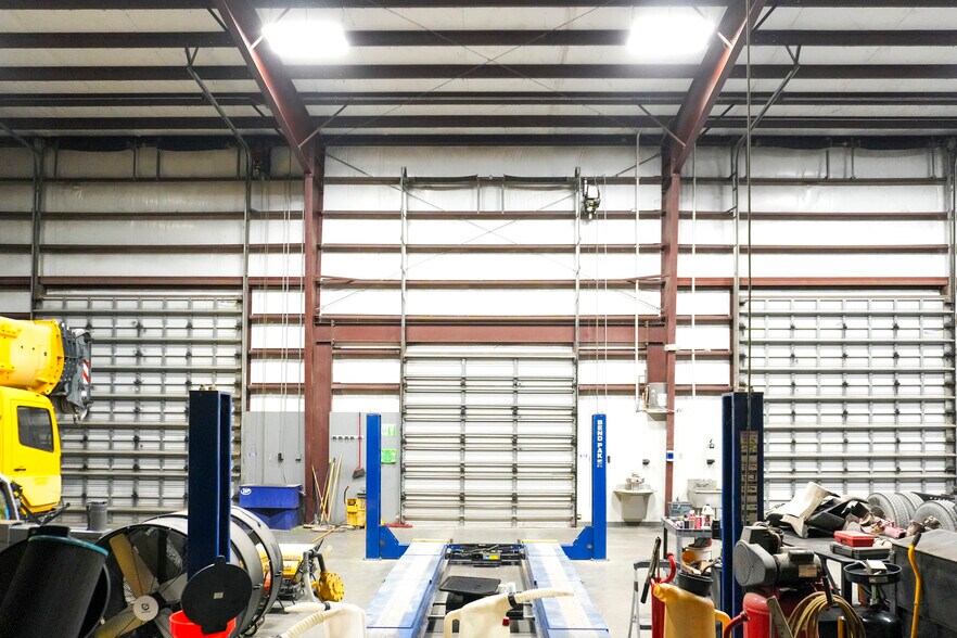 More Photos Of 3174 County Road 48, Robstown Warehouse For Sale