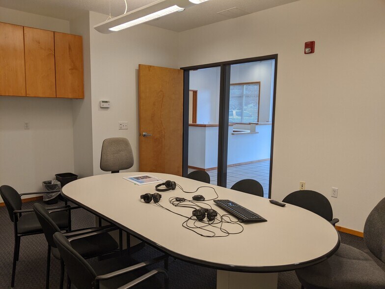 More Photos Of 7320 NE St Johns Rd, Vancouver Distribution For Lease