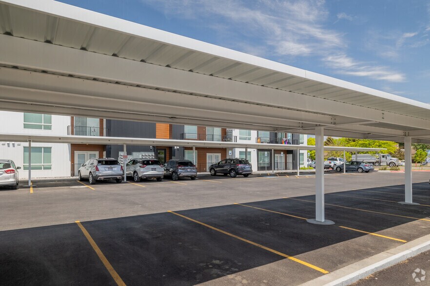 More Photos Of 1915 S Woodruff Ave, Idaho Falls Multifamily For Sale