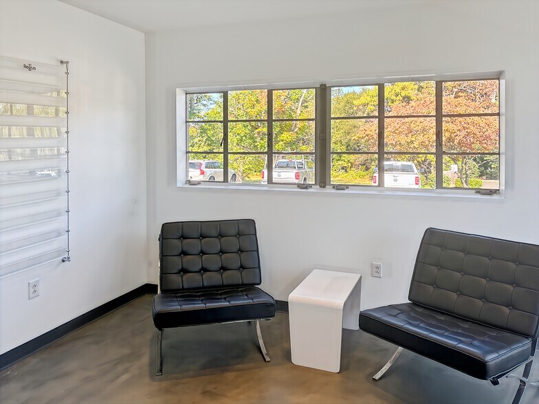 More Photos Of 19 W College Ave, Yardley Coworking Space