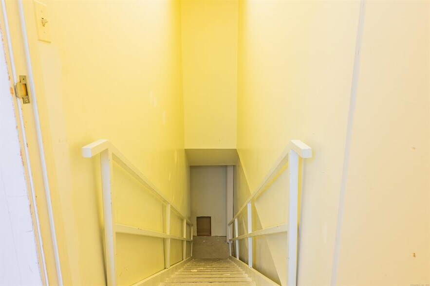 More Photos Of 8 Prospect St, Ridgefield Storefront Retail Office For Sale