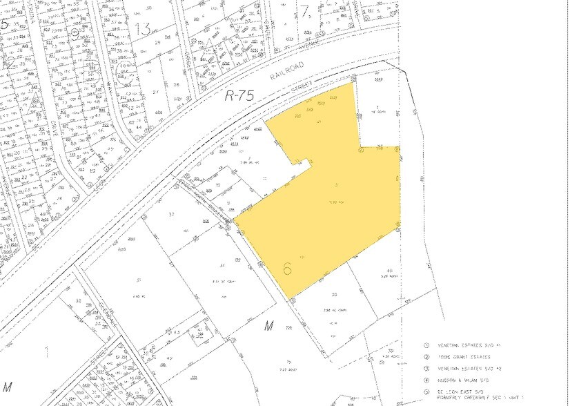 More Photos Of 3511 Church St, Clarkston Warehouse For Lease