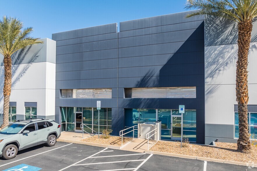 More Photos Of 7705 Commercial Way, Henderson Unknown For Lease