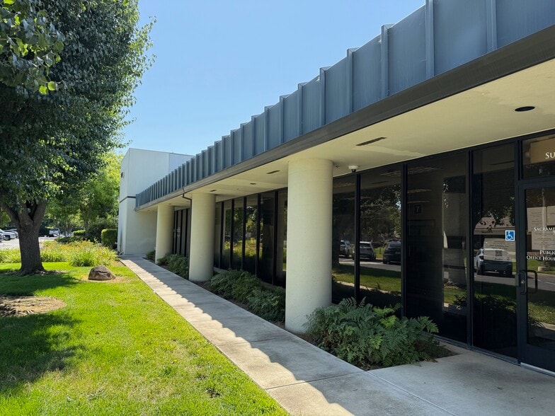 More Photos Of 9700 Goethe Rd, Sacramento Office For Sale