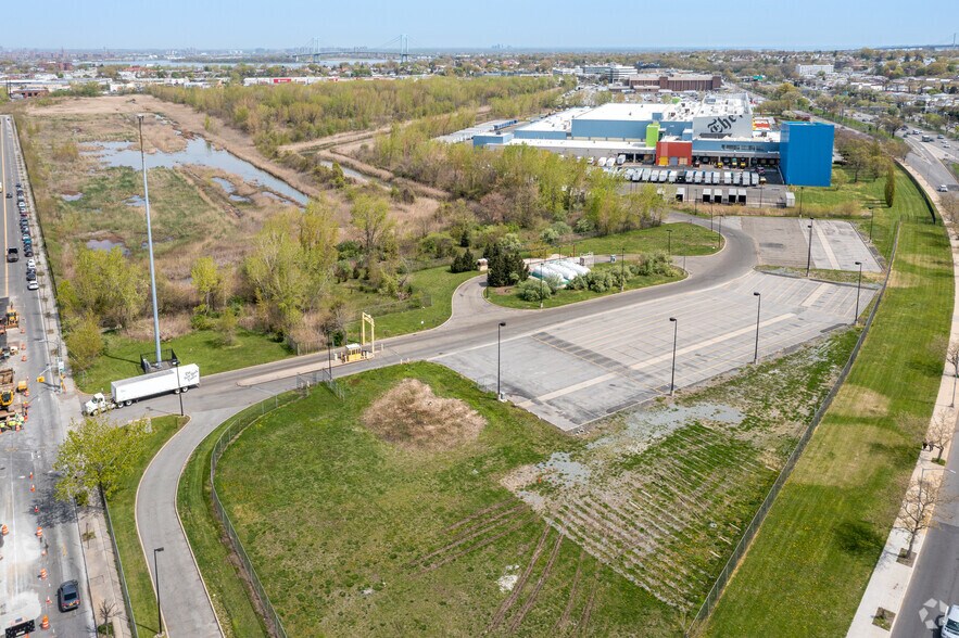 More Photos Of 25-70 Whitestone Expy, Whitestone Land For Lease
