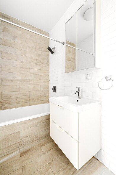 More Photos Of 196 Nassau Ave, Brooklyn Apartments For Sale