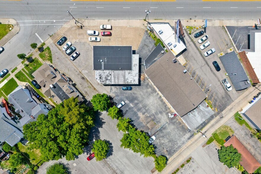 More Photos Of 2251 Bardstown Rd, Louisville Auto Repair For Sale