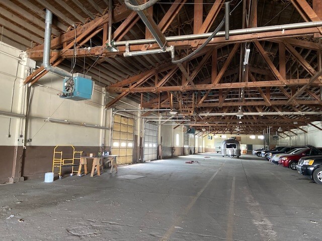 More Photos Of 1639 Industrial Ave, Sidney Warehouse For Lease