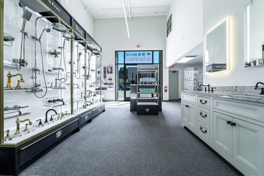 More Photos Of 1435 Huntington Ave, South San Francisco Showroom For Sale