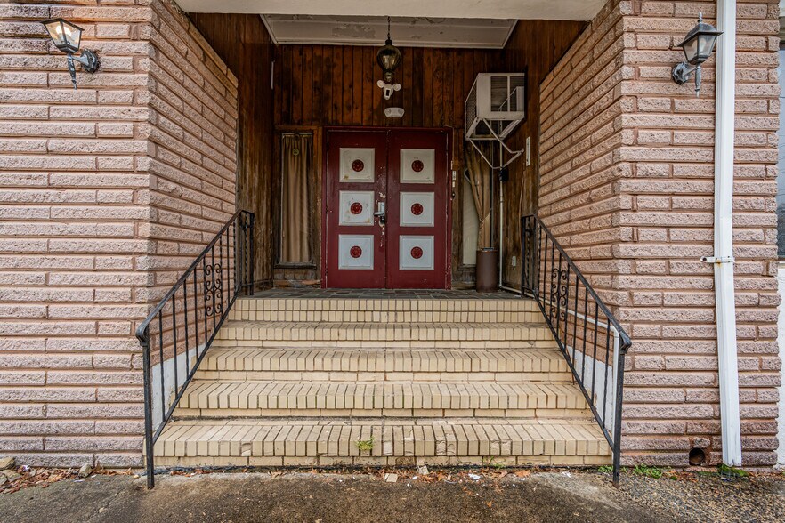 More Photos Of 242 Neptune Blvd, Neptune Funeral Home For Sale