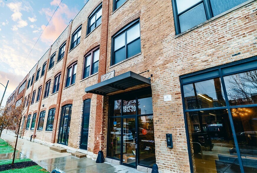 Primary Photo Of 1828 W Hubbard St, Chicago Loft Creative Space For Lease