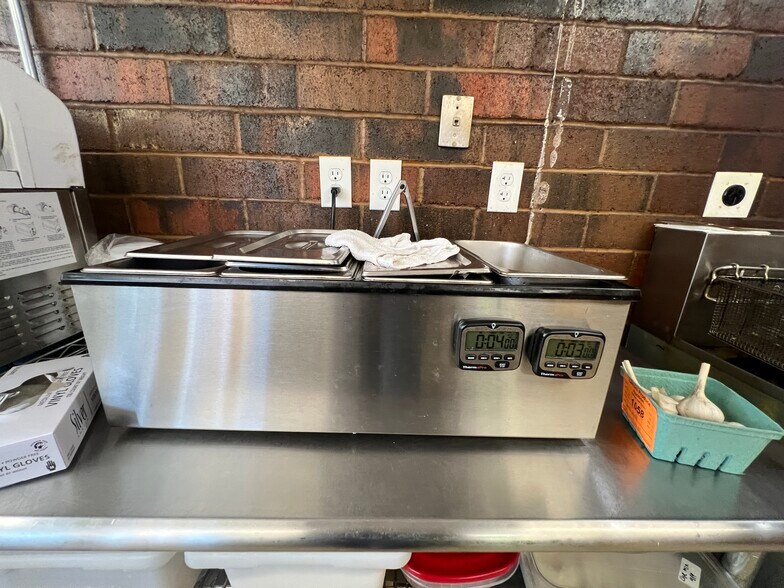 More Photos Of 440 W Main St, Lamoni Fast Food For Sale