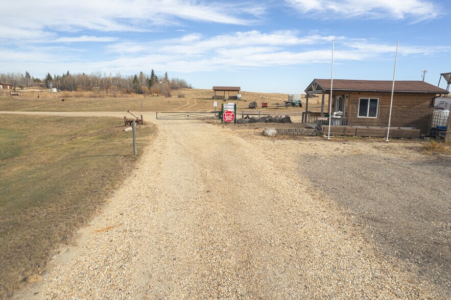 More Photos Of 56309 Range 13 rd, Onoway Trailer Camper Park For Sale