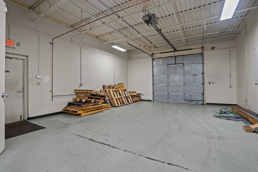 More Photos Of 157 Industrial Dr, King Warehouse For Lease