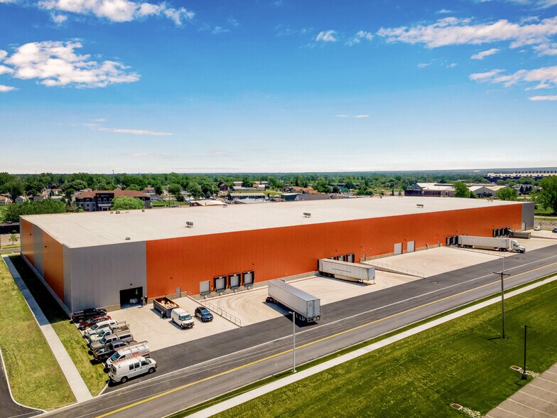 More Photos Of 2 Steelworkers Way, Lackawanna Unknown For Lease