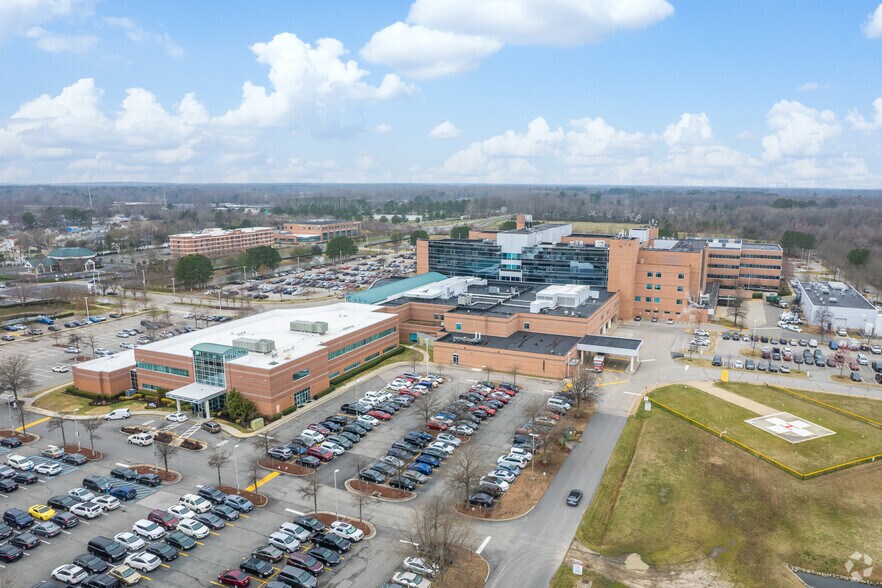 More Photos Of 4000 Coliseum Dr, Hampton Medical For Lease
