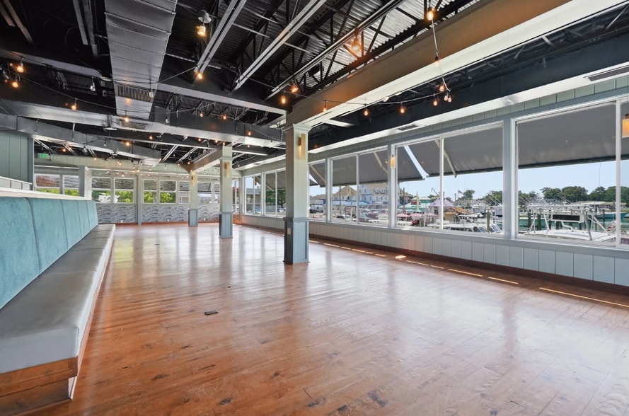 More Photos Of 308 Mediterranean Ave, Virginia Beach Restaurant For Lease