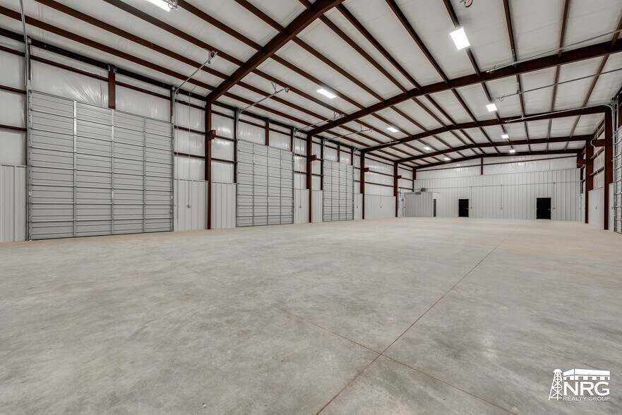 More Photos Of 3015 W County Road 135, Midland Warehouse For Sale