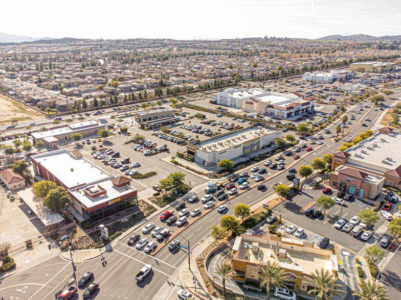 More Photos Of 1620 E 1st St, Beaumont General Retail For Sale