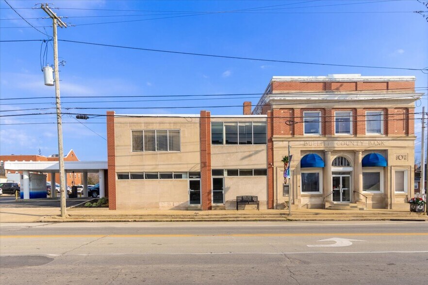 More Photos Of 340 S Buckman St, Shepherdsville Bank For Lease