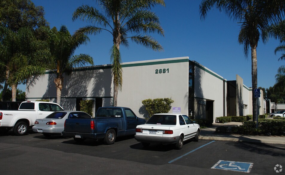 More Photos Of 2681 Dow Ave, Tustin Manufacturing For Lease