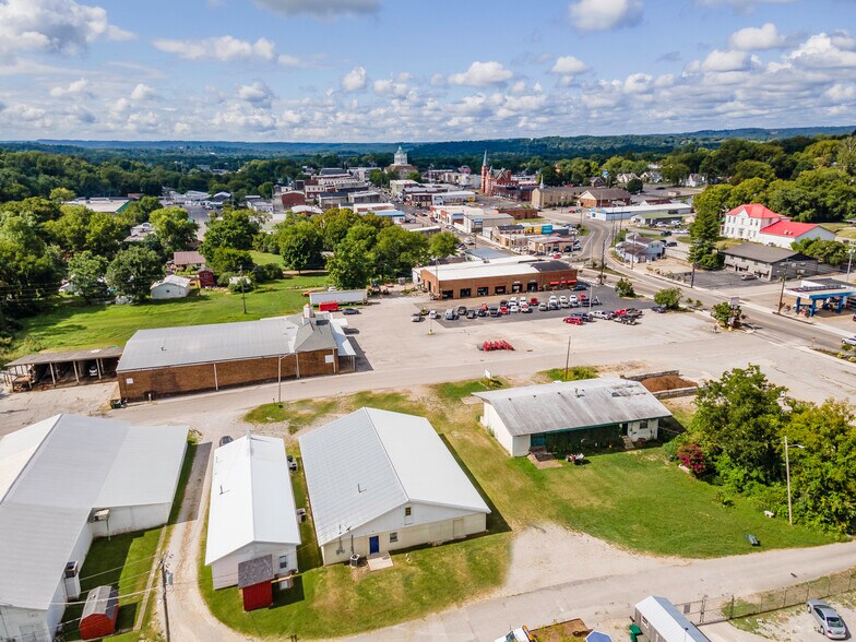 More Photos Of 124 Chestnut St, Pulaski General Retail For Sale