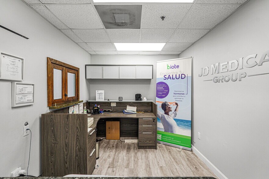 More Photos Of 2645 SW 37th Ave, Miami Medical For Sale