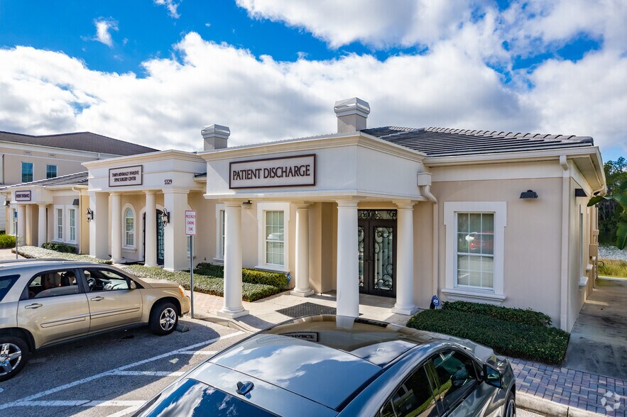 More Photos Of 5329 Primrose Lake Cir, Tampa Medical For Lease