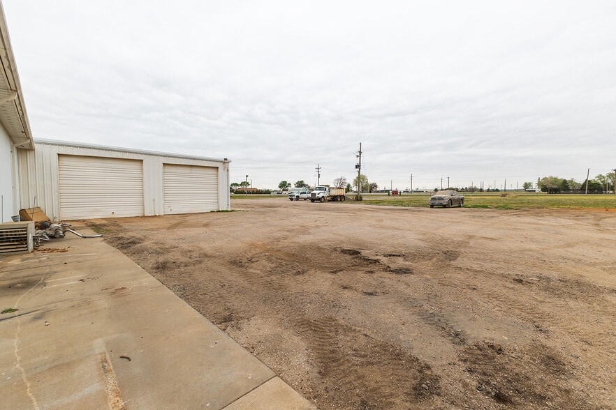 More Photos Of 890 N State Road 14, Harper Auto Dealership For Sale