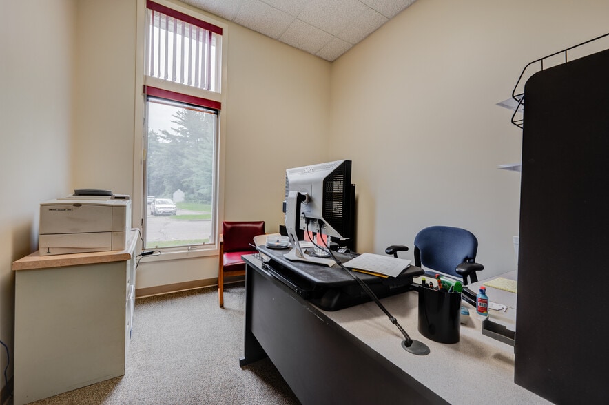 More Photos Of 72 W Stafford Rd, Stafford Springs Medical For Sale