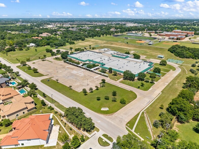 More Photos Of 801 Shady Oaks Dr, Southlake Specialty For Sale