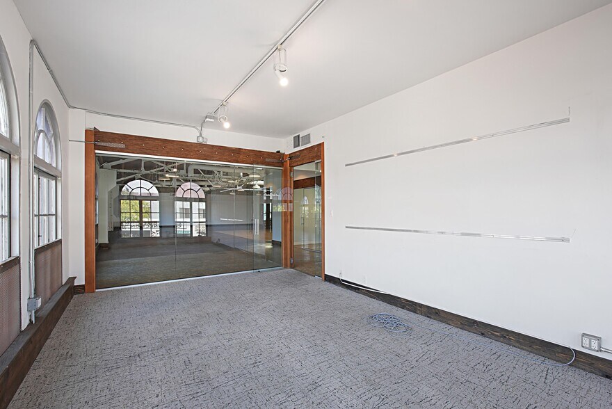 More Photos Of 1100 Folsom St, San Francisco Loft Creative Space For Sale