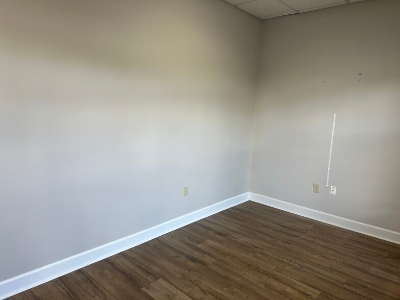 More Photos Of 4434 Columbia Rd, Augusta Loft Creative Space For Lease