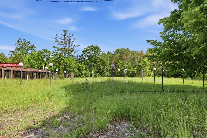 More Photos Of 581 Tiny Beaches N Rd, Tiny Land For Sale