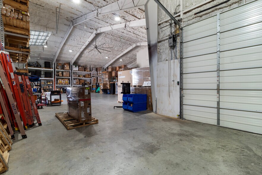 More Photos Of 4481 Roans Chapel Rd, College Station Industrial For Sale