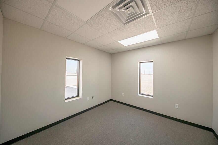 More Photos Of 16651 W Basin St, Odessa Industrial For Sale