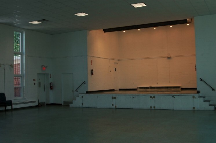 More Photos Of 4025 9th St SE, Washington Schools For Lease