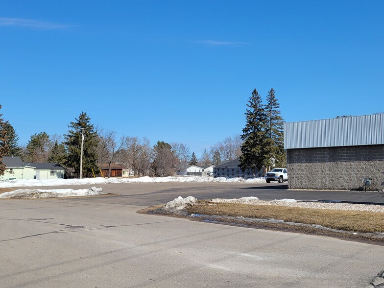 More Photos Of 2550 Plover Rd, Plover Auto Repair For Sale