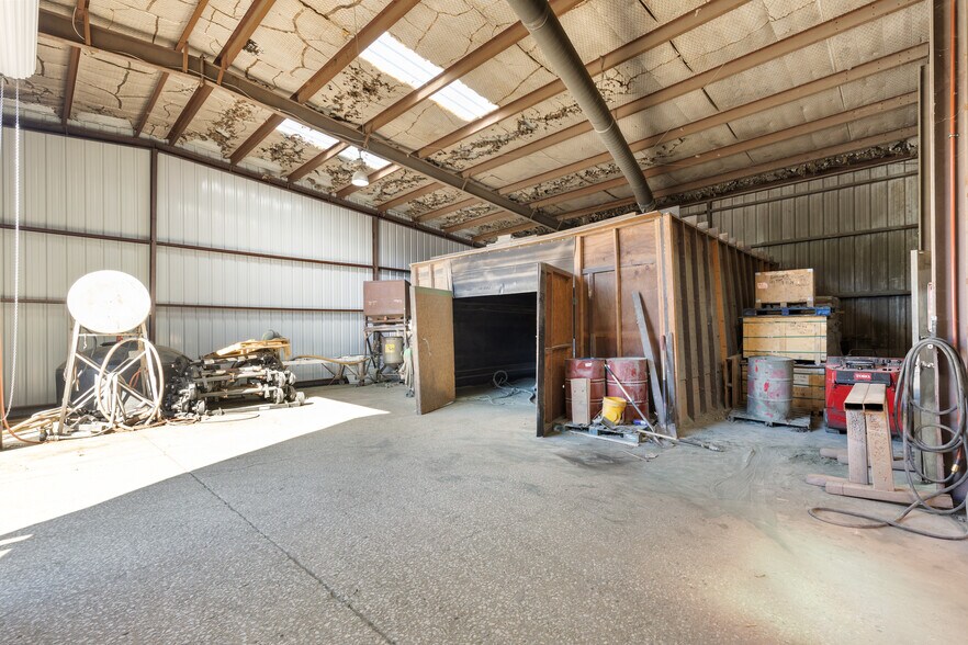 More Photos Of 4931 Grisham Dr, Rowlett Warehouse For Sale