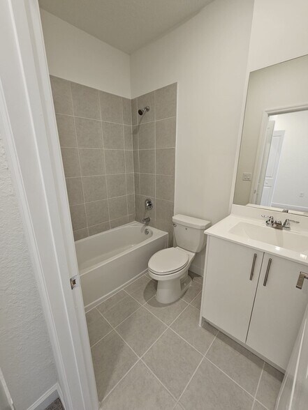More Photos Of 1148 SE 2nd St, Homestead Apartments For Sale