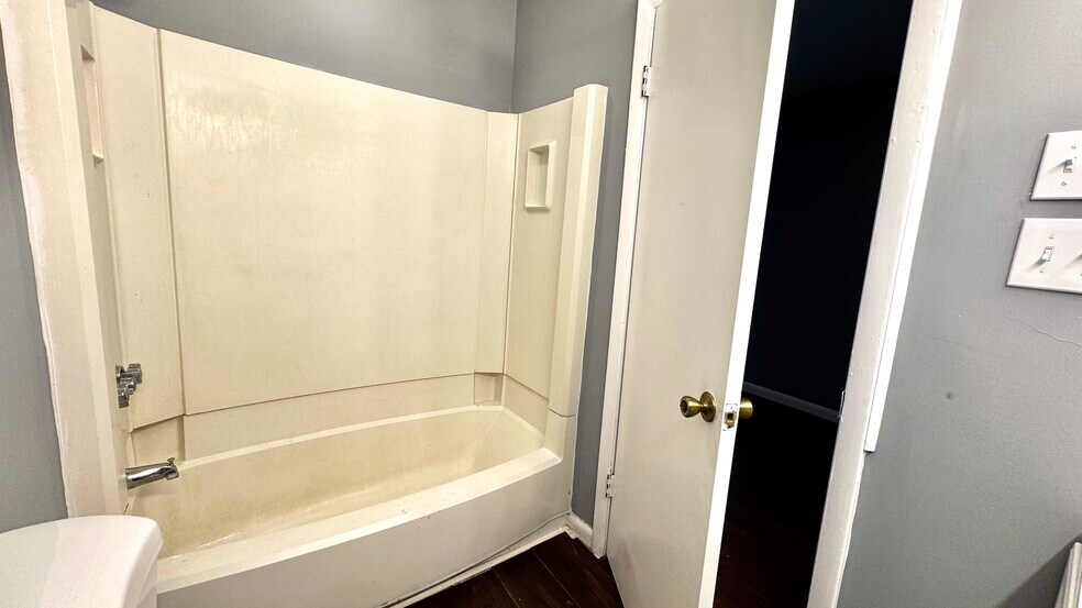 More Photos Of 6270 Aquarius Dr, Alpine Apartments For Sale