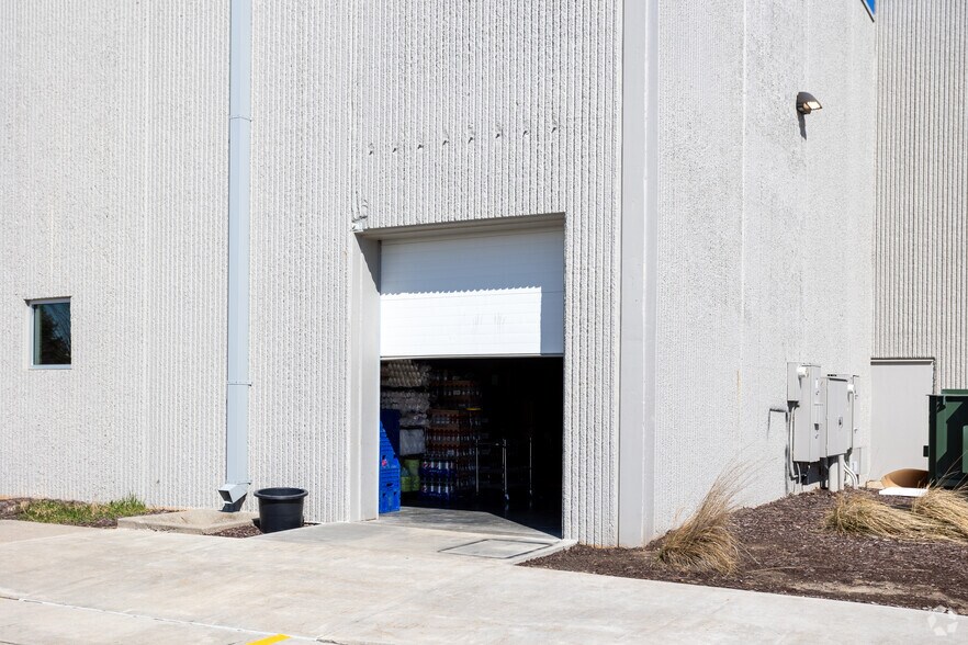 More Photos Of 2829 S Ankeny Blvd, Ankeny General Retail For Sale