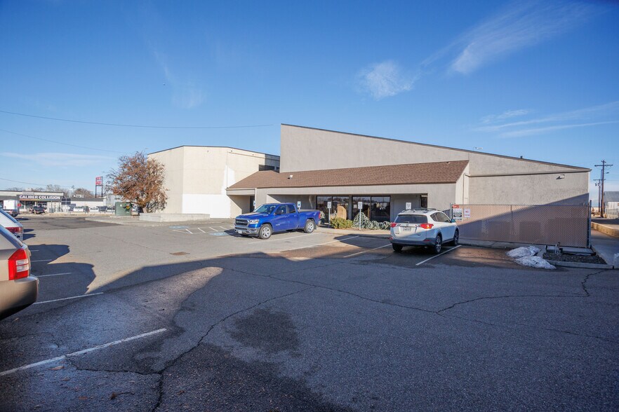 More Photos Of 10 N Washington St, Kennewick Office For Lease